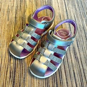 Stride Rite SRT Luna/Silver (Toddler Girl Size 8)